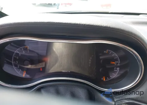 2014 Jeep Grand Cherokee Summit from USA, damaged, VIN 1C4RJFJG8EC434899